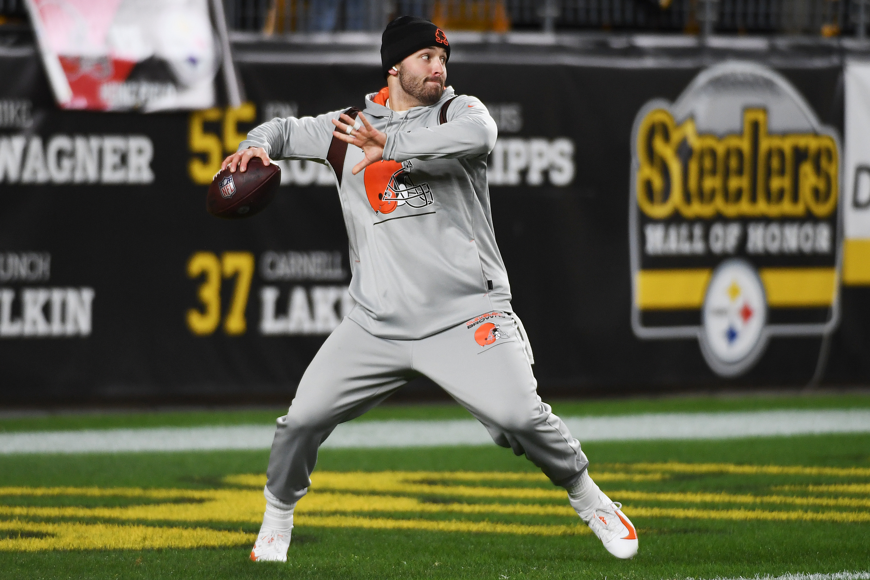 Baker Mayfield traded from Cleveland Browns to Carolina Panthers - Newsday