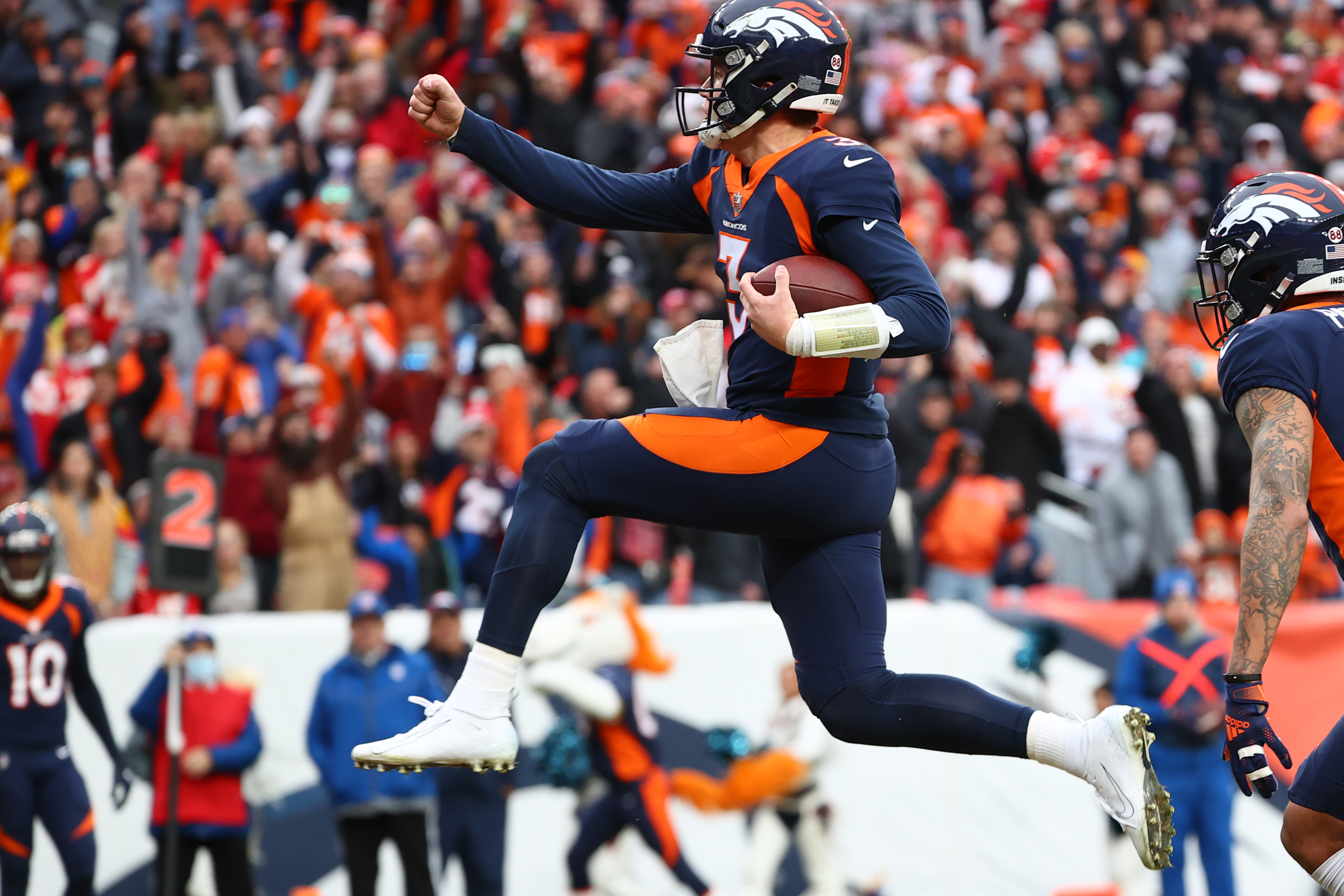 Denver Broncos sold for record price of $4.65 billion - Pats Pulpit