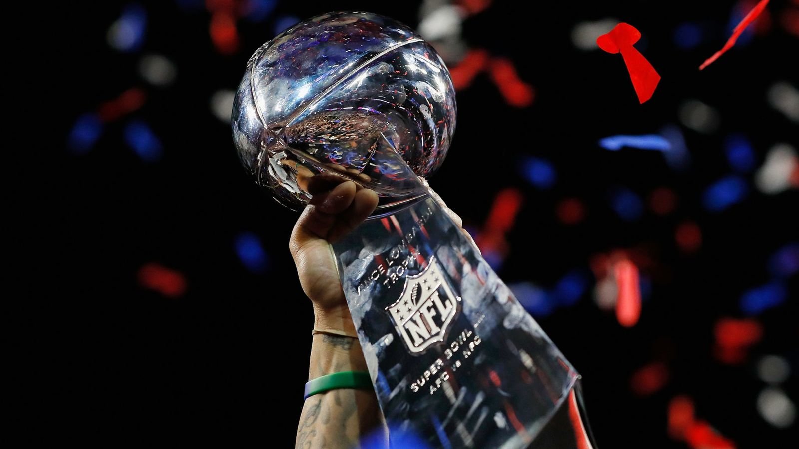 Which NFL Team Has The Most Super Bowl Wins? // ONE37pm