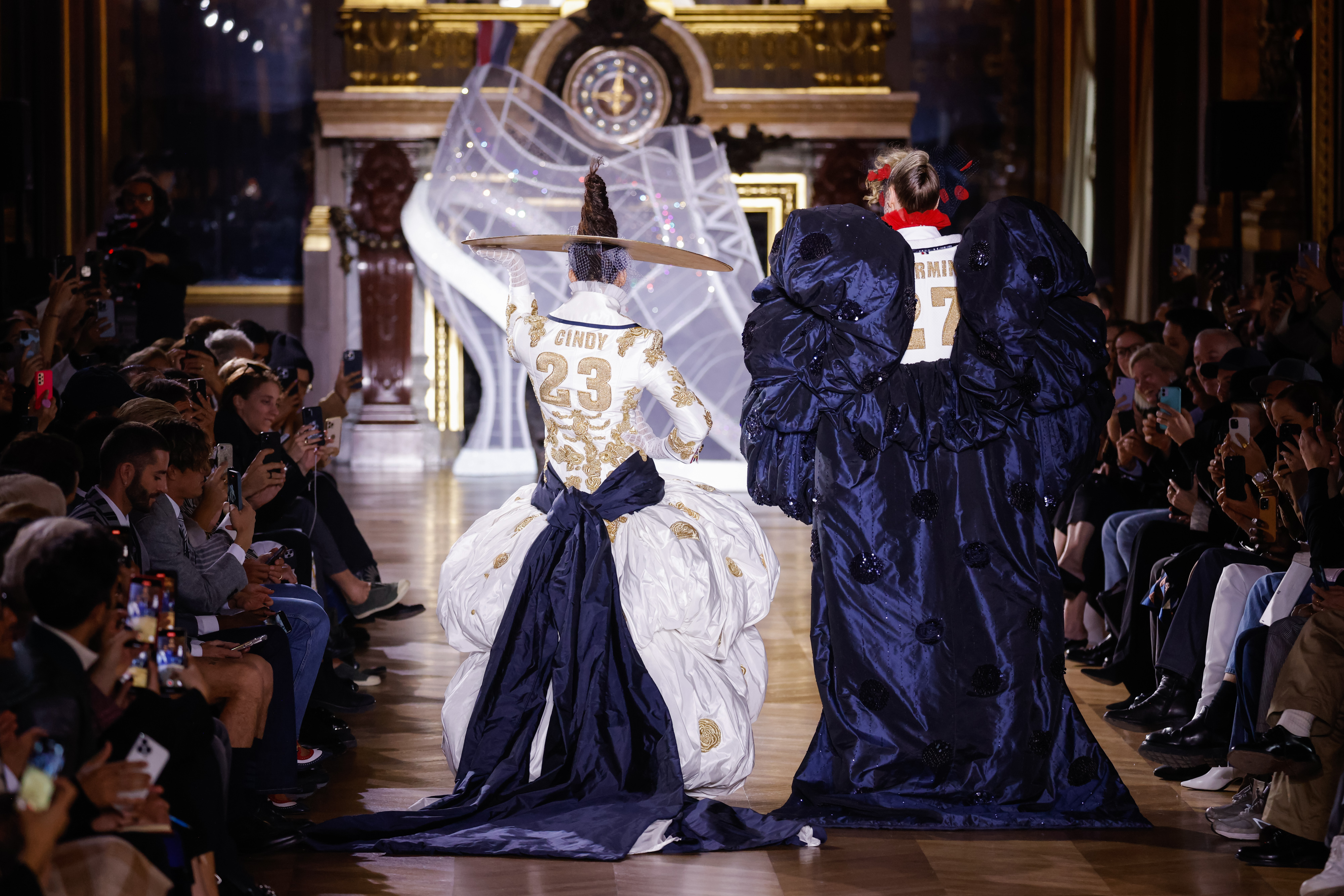 La Mode en Images Fashion Shows Spring 2023